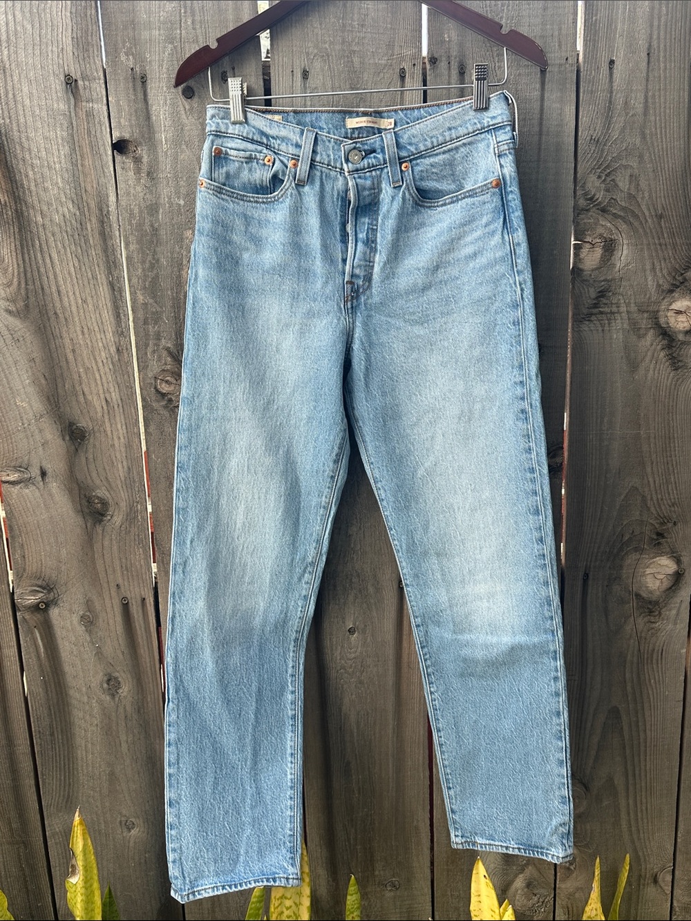 Levi’s Wedgie Straight